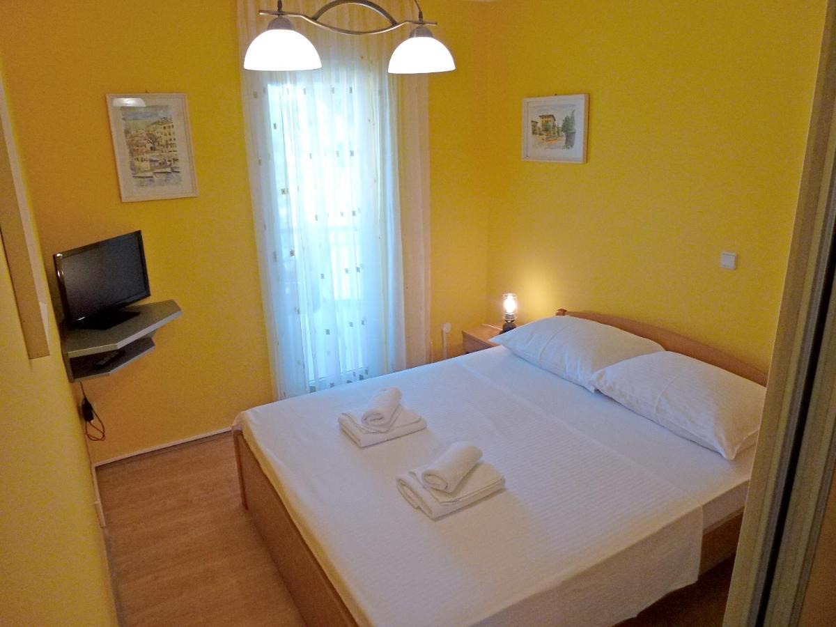 Apartment Honor Njivice Eksteriør bilde